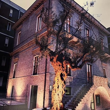 B&B Palazzo Storico Di Nicola Pescara Exterior photo